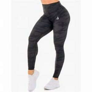 RYDERWEAR HIGH WAISTED CAMO LEGGINGS NWT